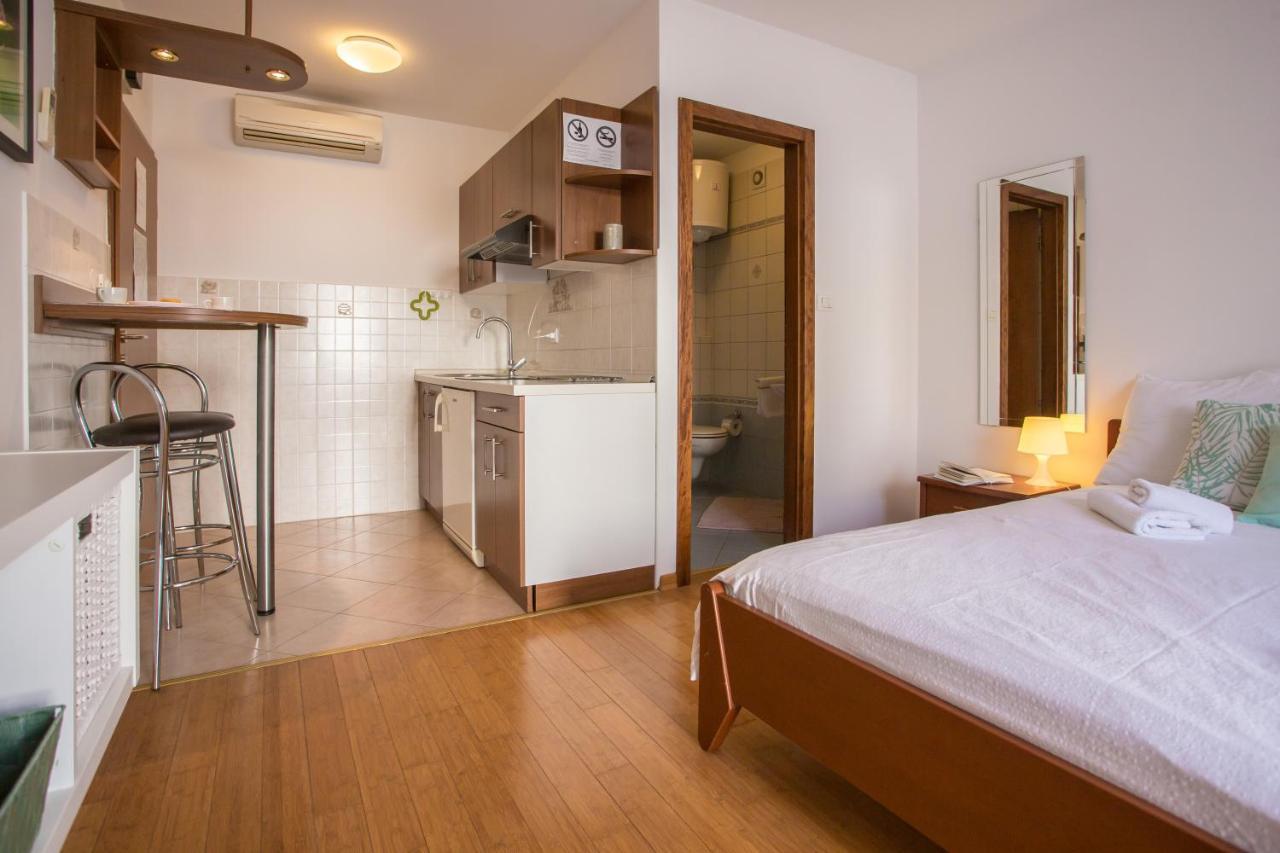 Studio Bel Porec Exterior photo
